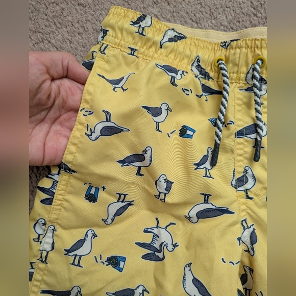 Cat & Jack Target Youth Boys Yellow Seagull Swim Trunks Small 6 / 7 - Picture 4 of 12